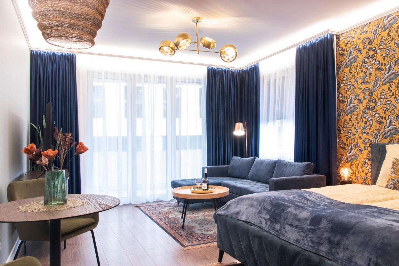 Grand Suites Corvin Будапеща Екстериор снимка