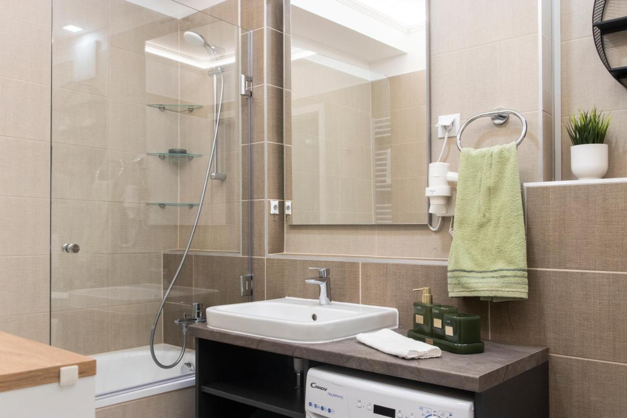 Grand Suites Corvin Будапеща Екстериор снимка