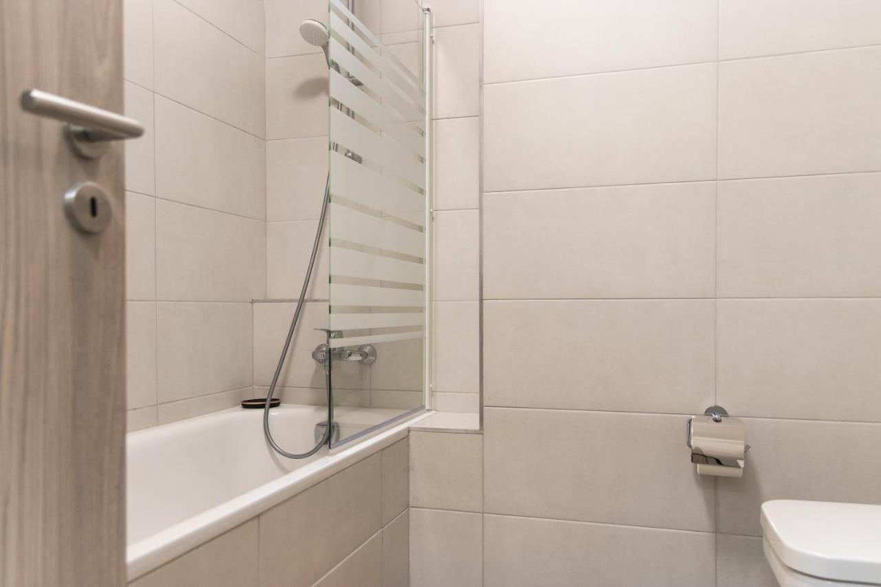 Grand Suites Corvin Будапеща Екстериор снимка