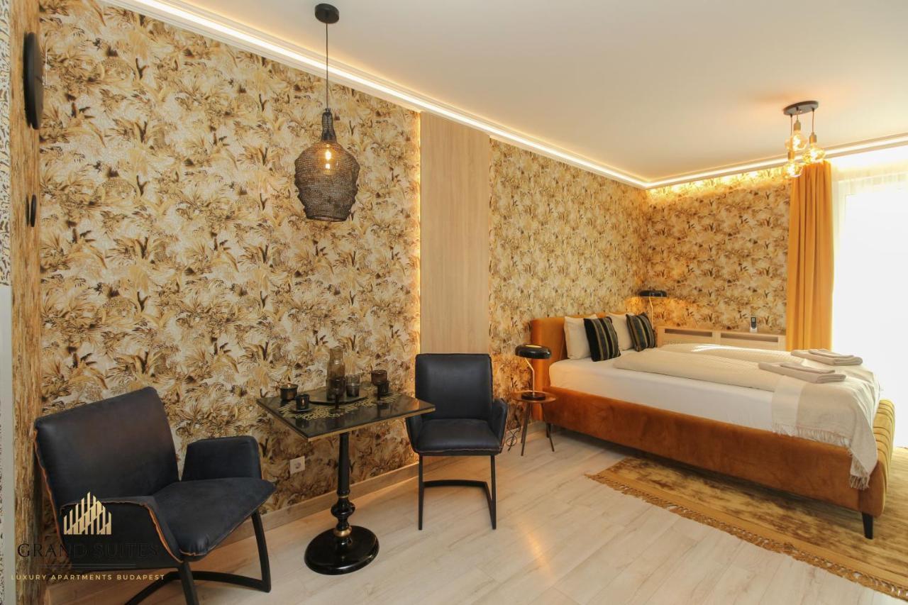 Grand Suites Corvin Будапеща Екстериор снимка