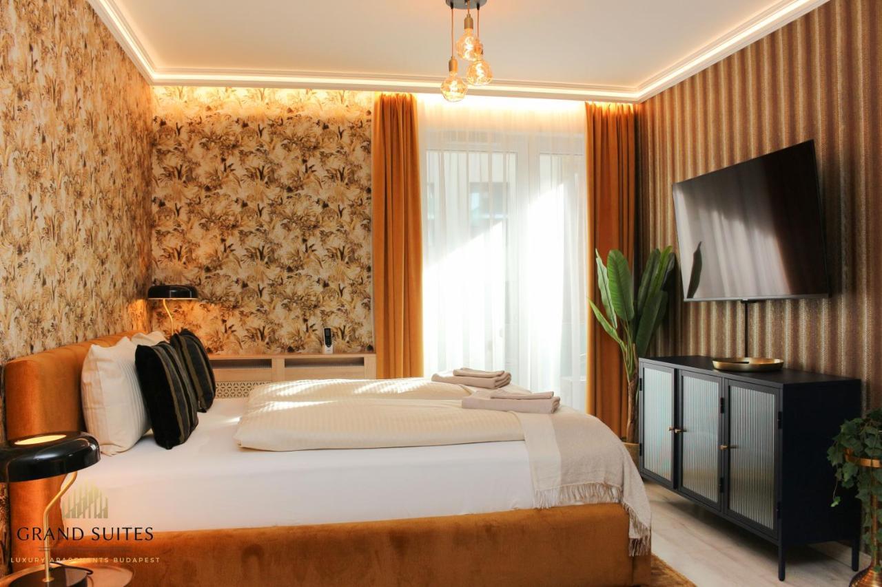 Grand Suites Corvin Будапеща Екстериор снимка